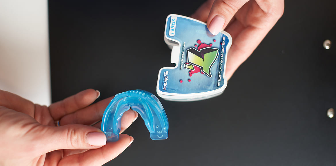 Как ортодонтический трейнер помогает выровнять зубы и исправить прикус